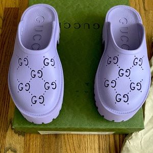 Gucci clogs great condition
